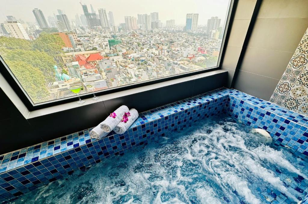 Sunshine Hotel & Apartment