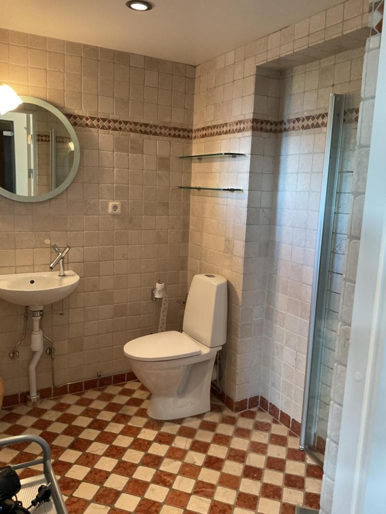 Exklusive rental of the Entire Spacious Ground Floor photo 3