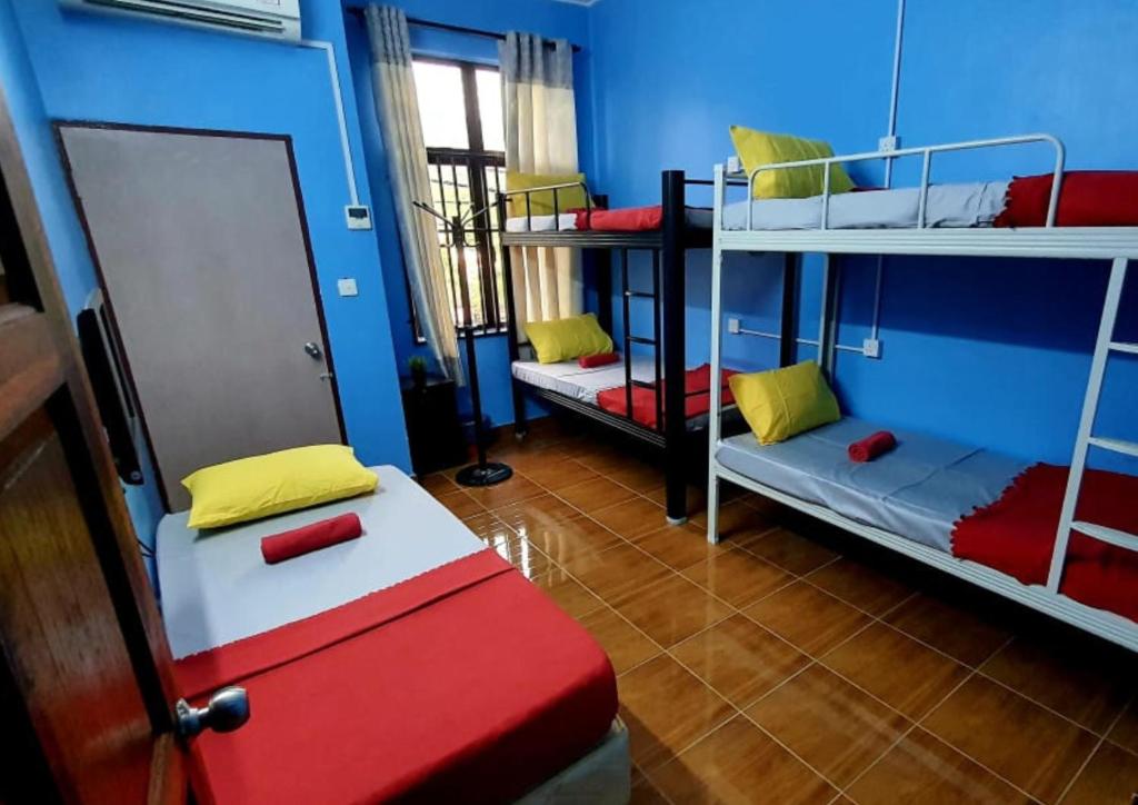 ShopLot Hostel Pangkor photo 3