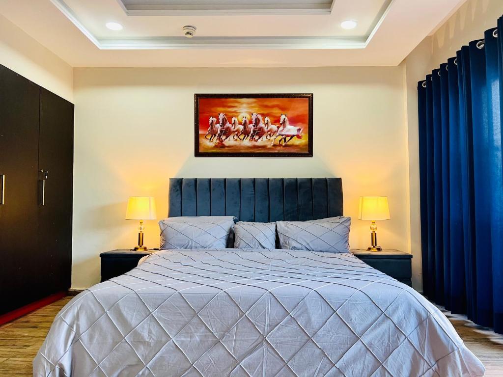Executive one bedroom apartment in bahria hieghts photo 3