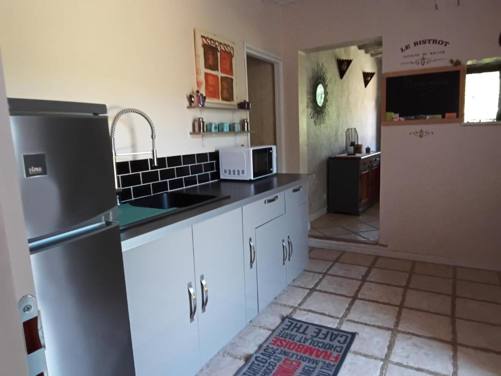 Appartement en campagne au coeur du luberon photo 3