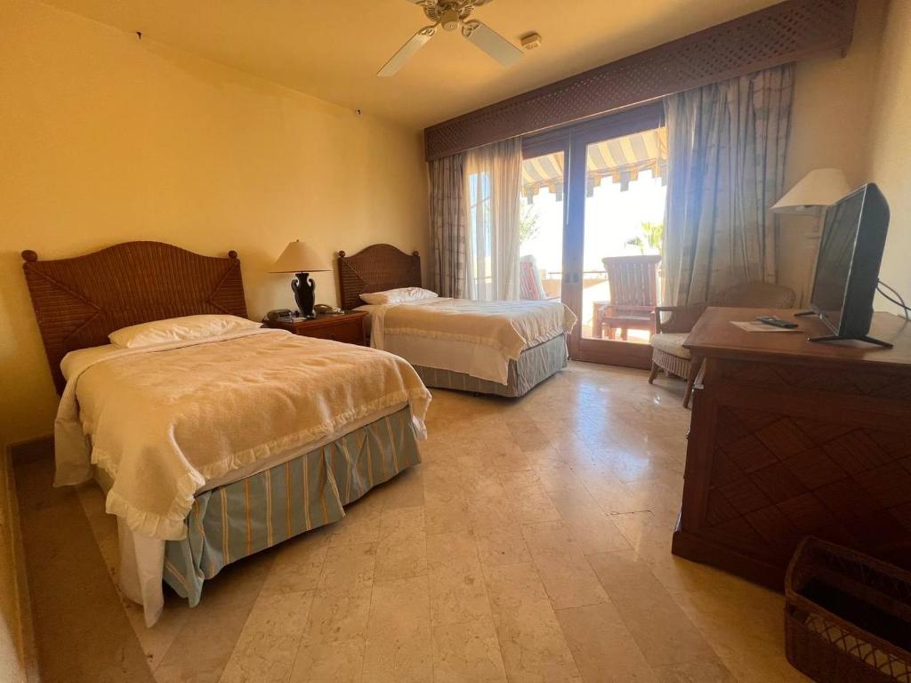 Royal Arabian Stylish Chalets in Four Seasons Resort - By Royal Vacations photo 4
