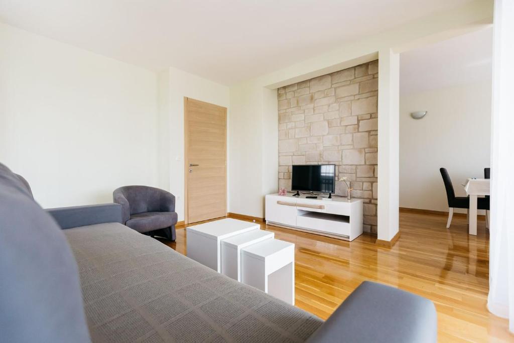 Apartment Zelenika photo 2