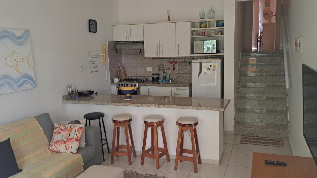 Flat Incrível Amarilis dentro da Riviera São Lourenço - Apto duplex exclusivo 2 quartos 80m2, varanda privativa, enxoval, wifi, cozinha completa e serviço de praia photo 1