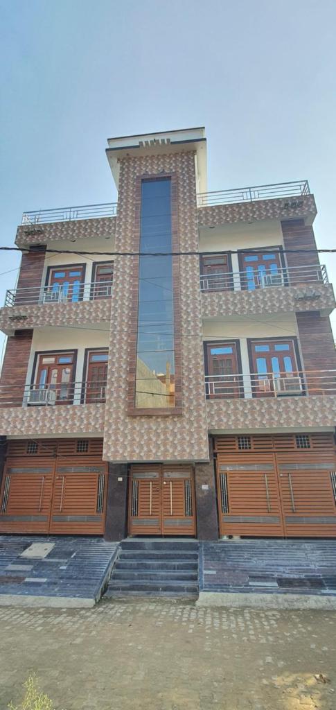 Anand Palace Ayodhya Dham photo 4