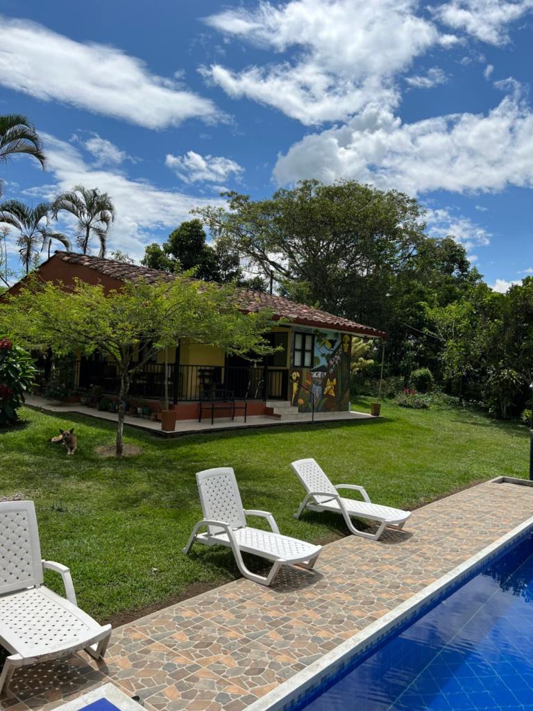 Charming Nature House/ Finca Tradicional Cafetera photo 1