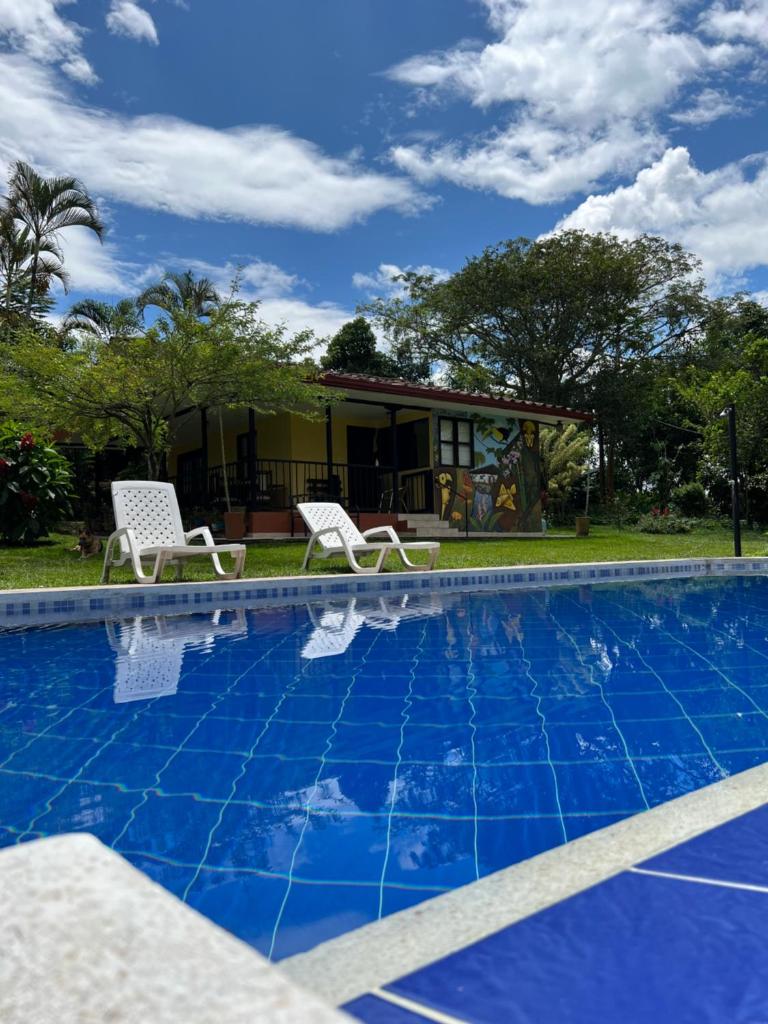 Charming Nature House/ Finca Tradicional Cafetera photo 3