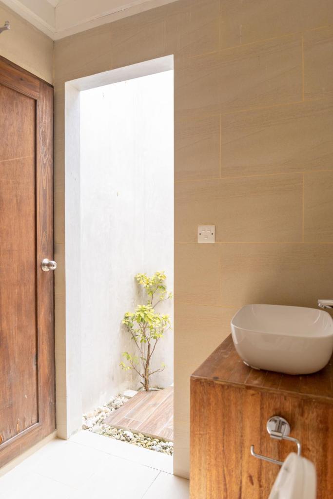 Brickwood Ganduvaru Private Villas photo 4
