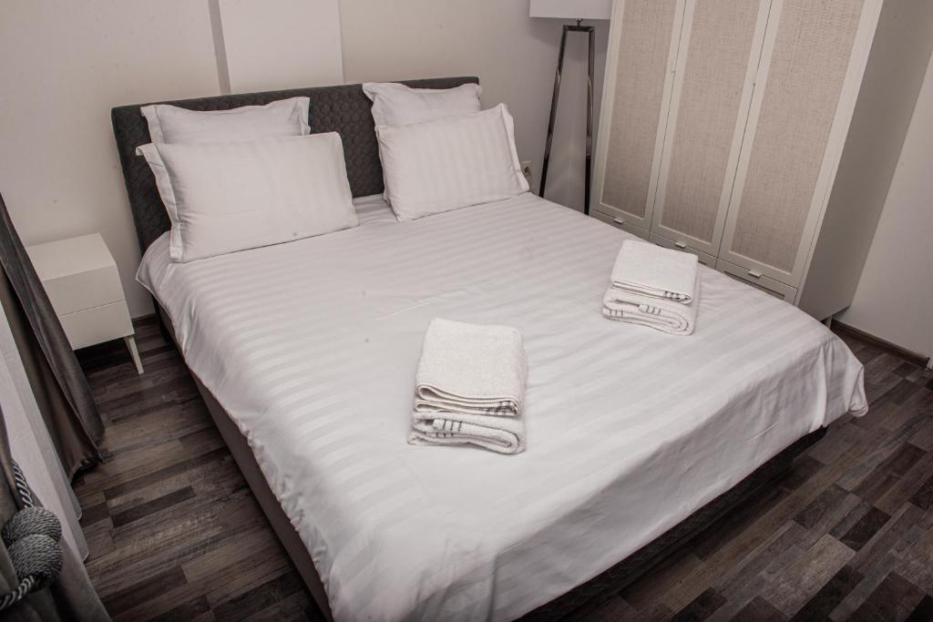 Maria's Premium Suite