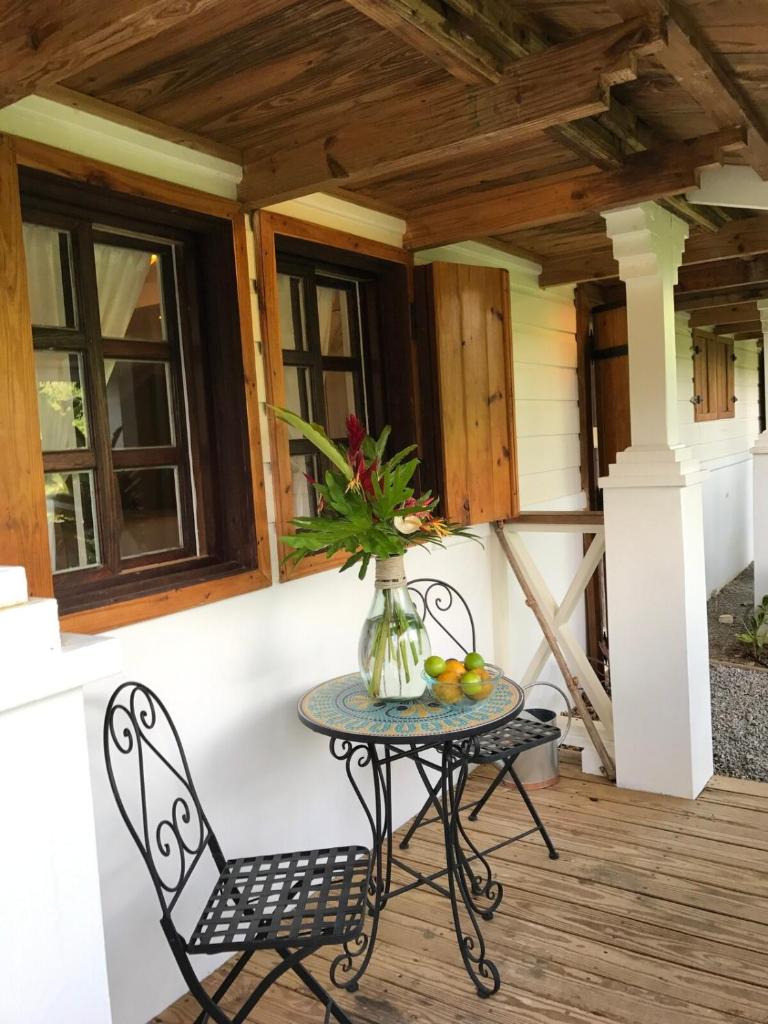 Monte Sagrado Reserve-100 acres Wellness River cabin photo 2
