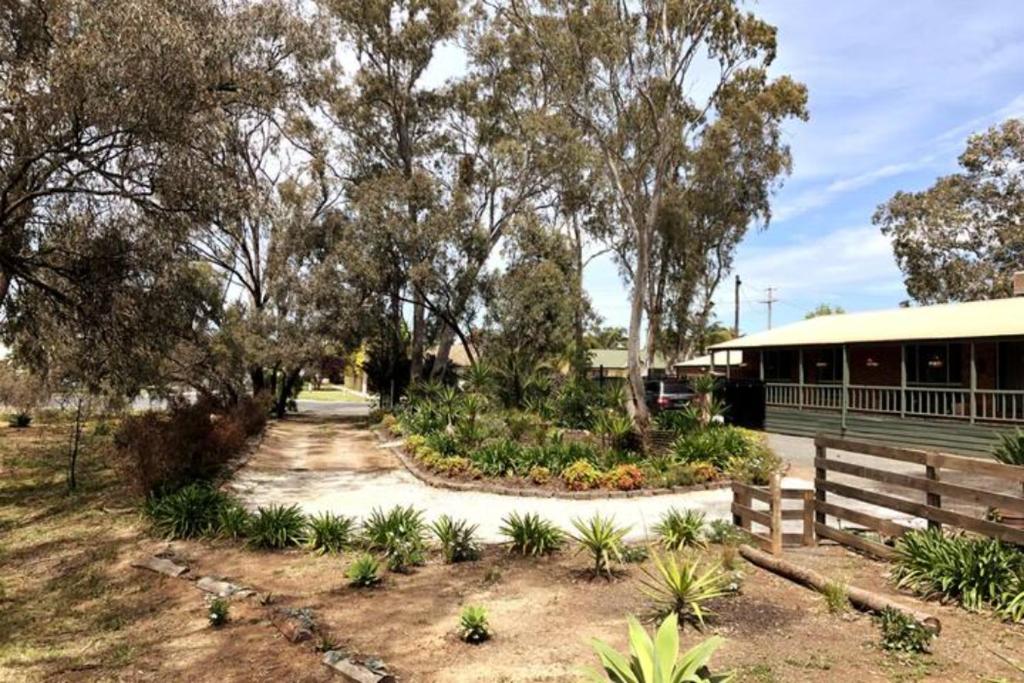 Echuca Retreat Holiday House photo 1