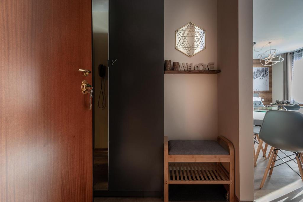 Diamante ampio monolocale stile chalet alpino photo 2