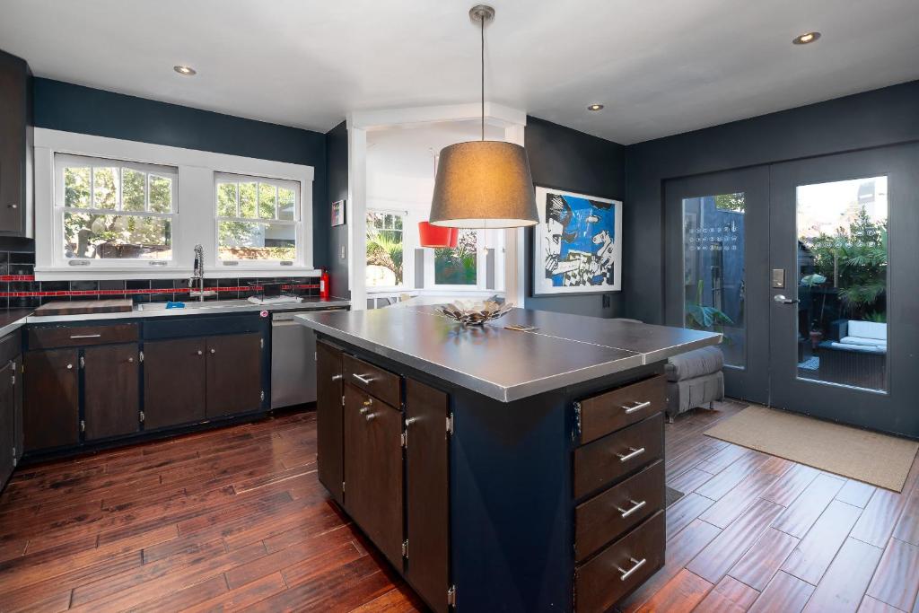 Palo Alto Home on Fulton Street photo 4
