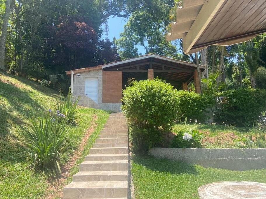 Linda chácara em Ibiuna com lago e piscina photo 4