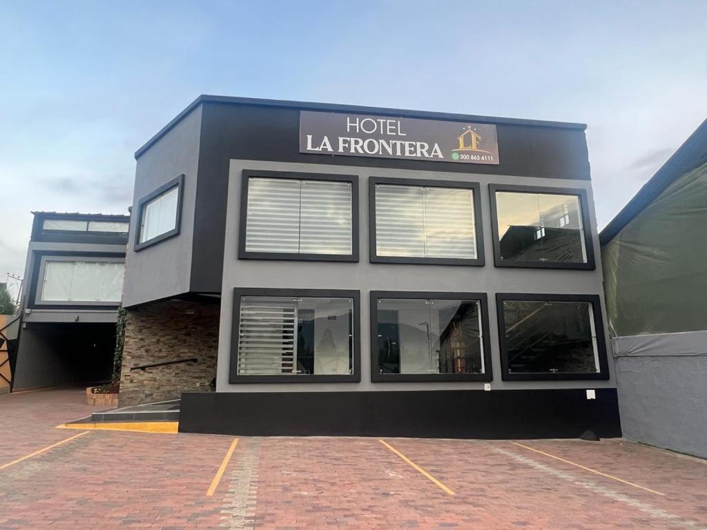 Hotel La Frontera