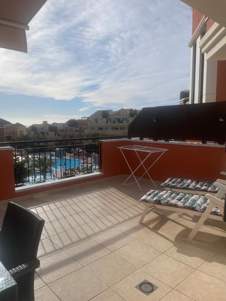 Sunset apartment photo 1
