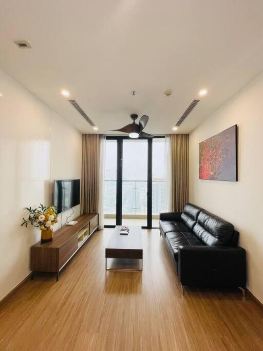 VNRooms - 2BR Vinhomes Skylake/ View Korean Town