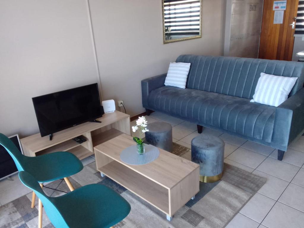 146 Stella Maris Durban Amanzimtoti - Tap to explore photos