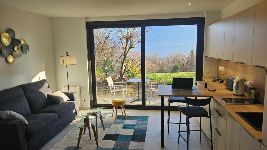 Le Cosy - joliment aménagé - vue magnifique