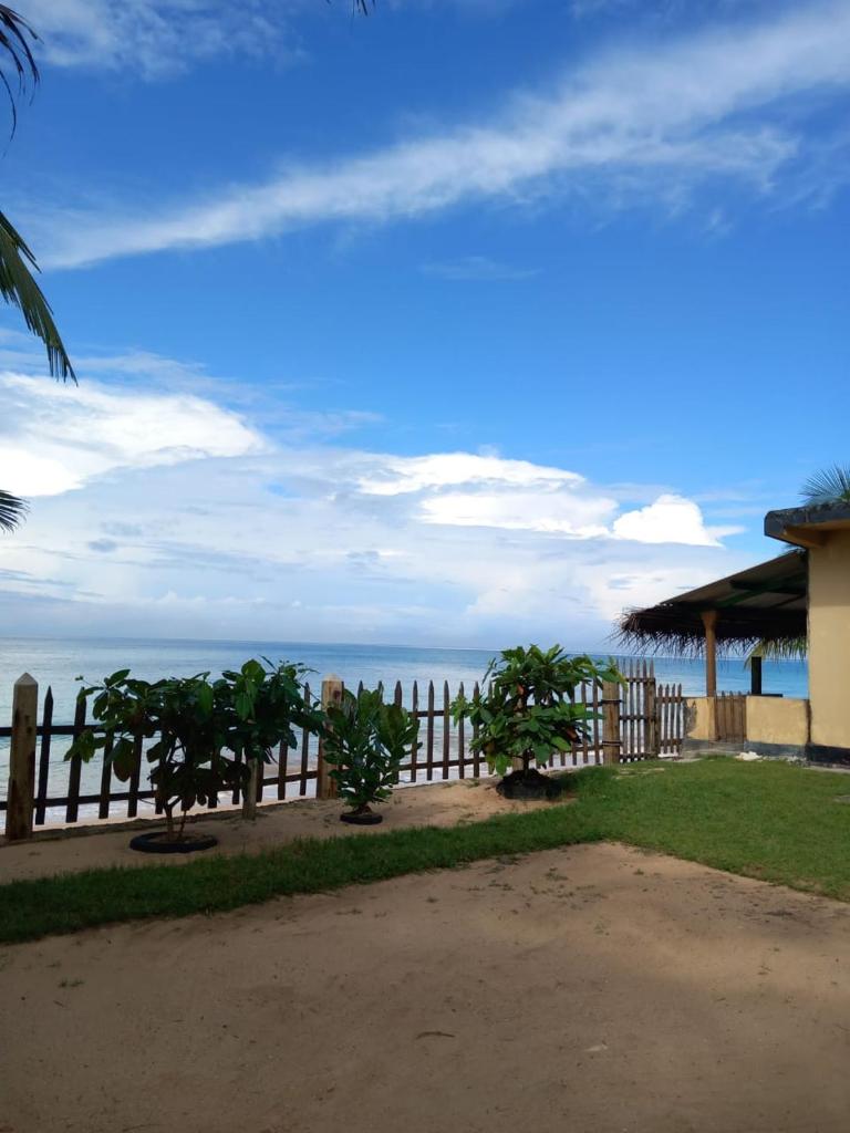 The Madampa Sea Side Lodge photo 4
