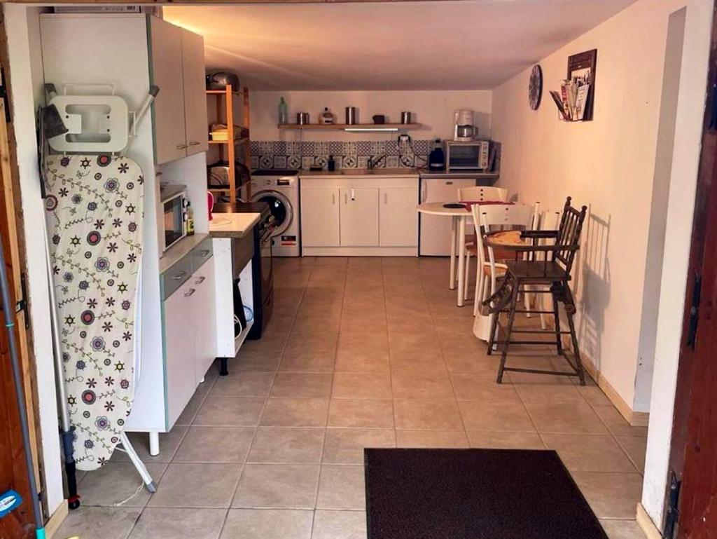 Studio avec jardin clos et wifi a Durtal photo 1