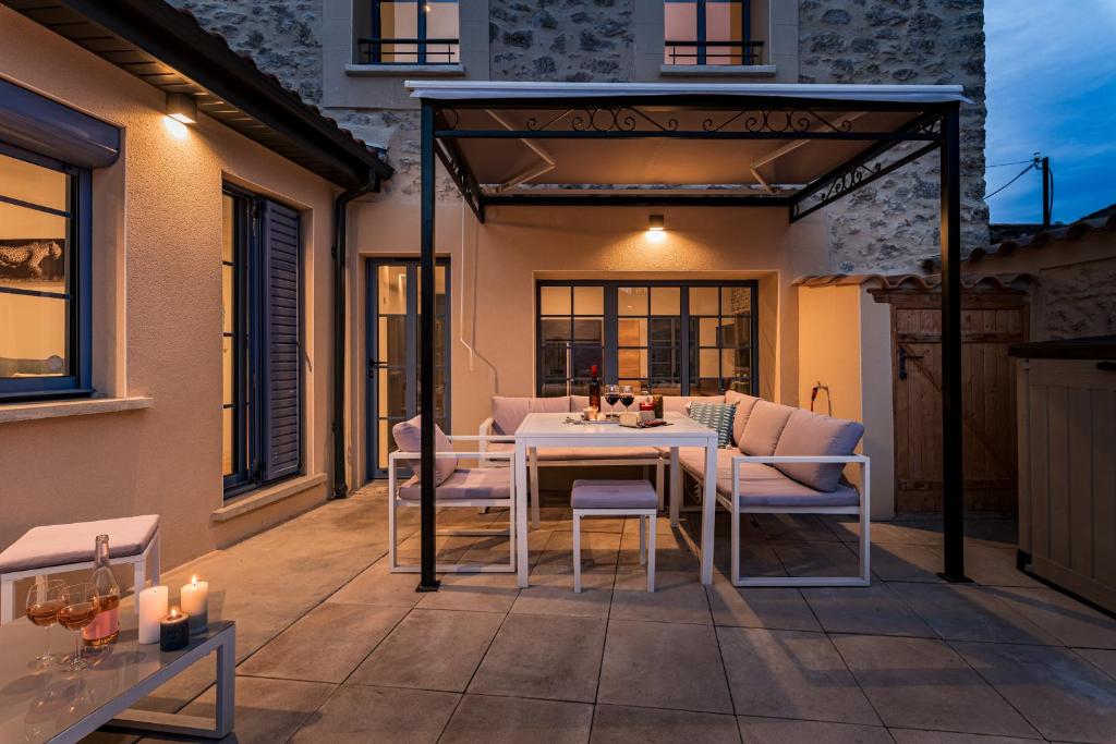 Le Patio d'Arlou, Maison de caractère photo 2