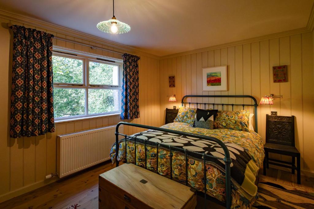 Stable Cottage, Gartocharn, Loch Lomond photo 3