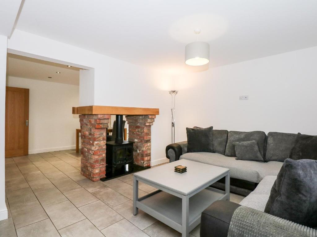 Red Brick Cottage photo 2