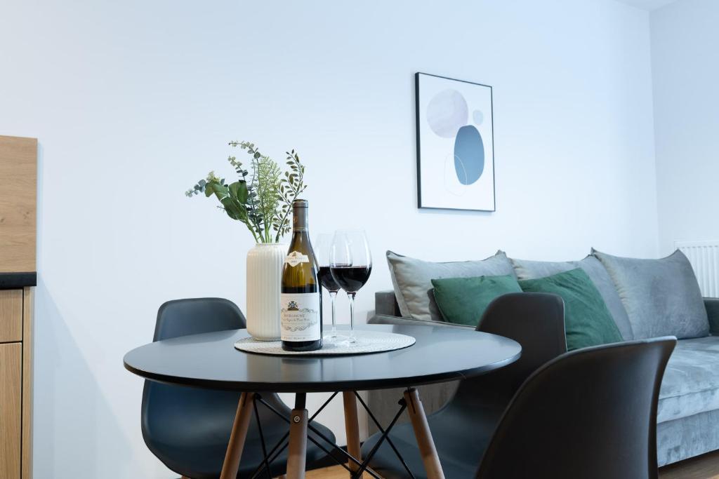 River Song Apartment photo 4