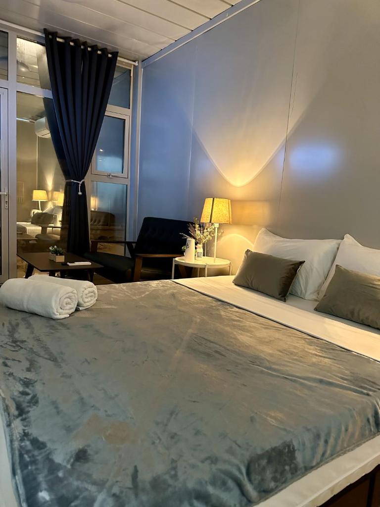 H&T PJ Gasing - Cabin Studio - Netflix & Free Parking photo 3