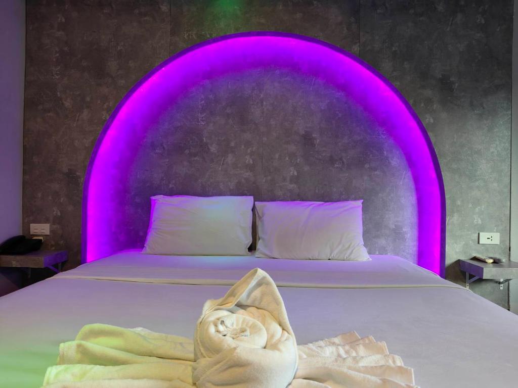 Hollywood Dannok Hotel photo 4