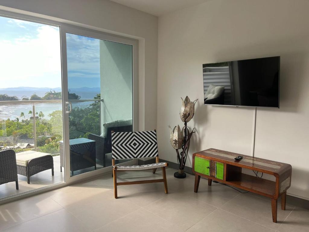 Punta Esmeralda by Punta Leona photo 4