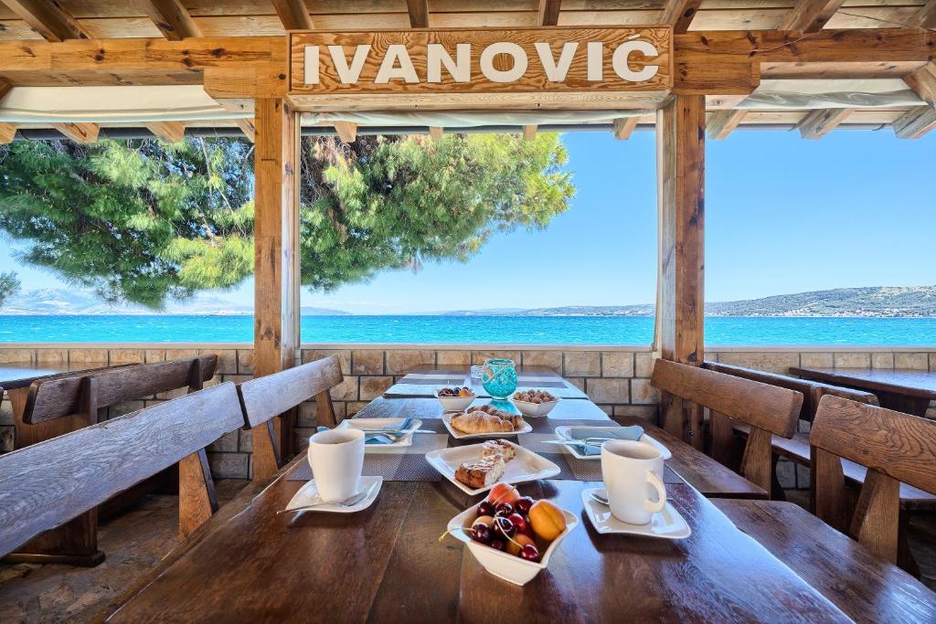 Apartments by the sea Kastel Stafilic, Kastela - 21981 photo 4