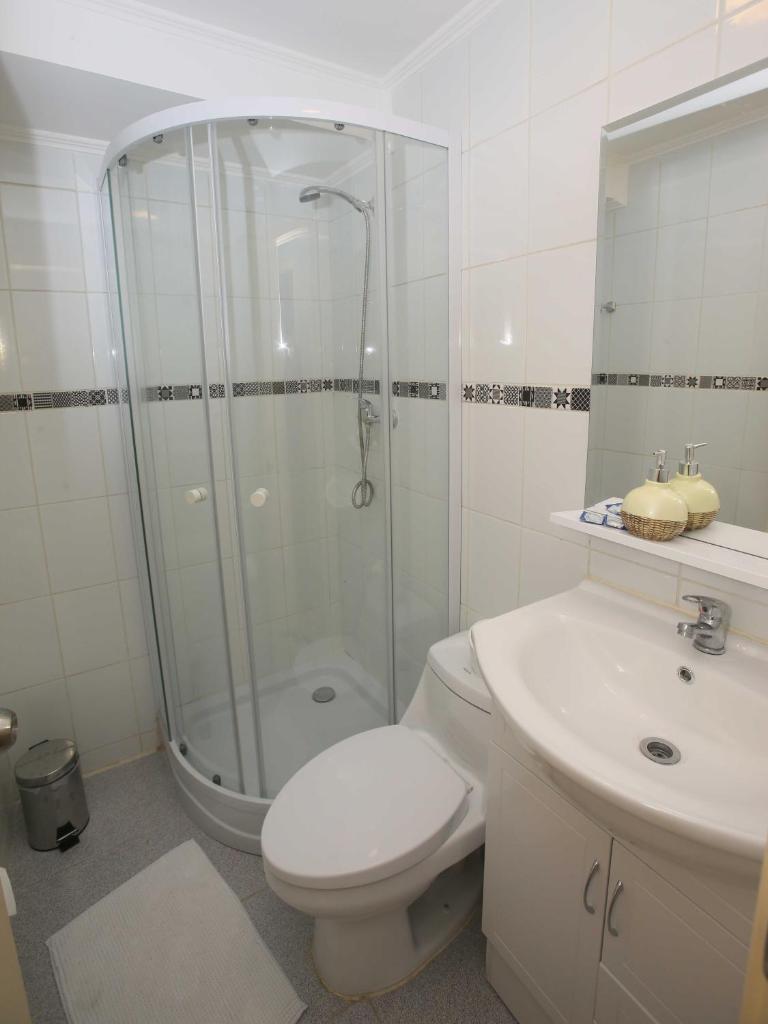 Hostal Alcala photo 3