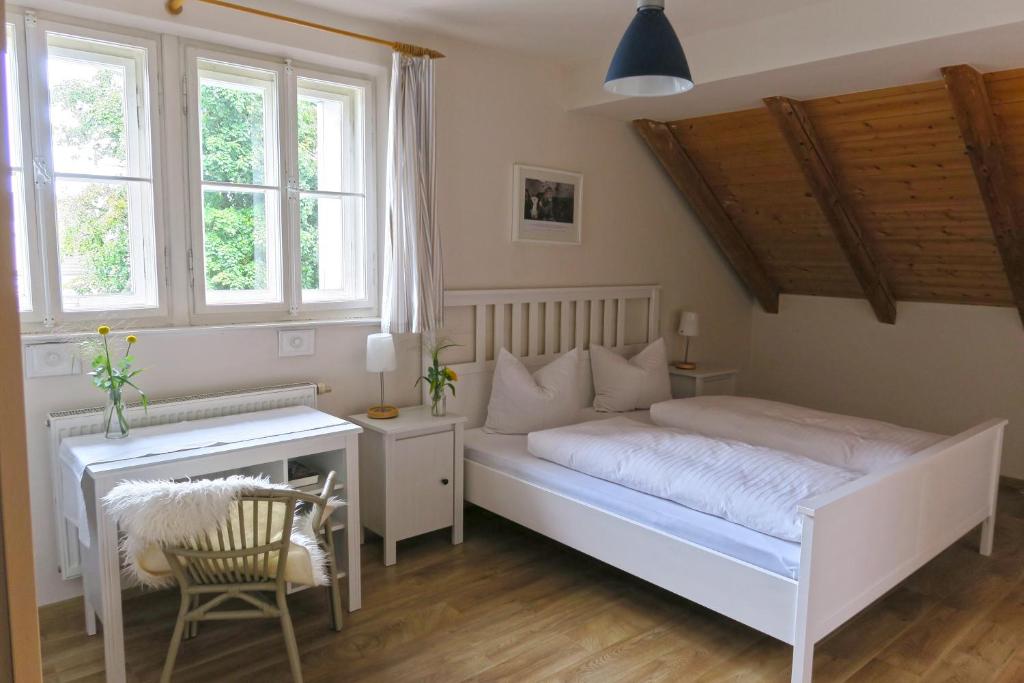 Pension Schönhuber photo 1