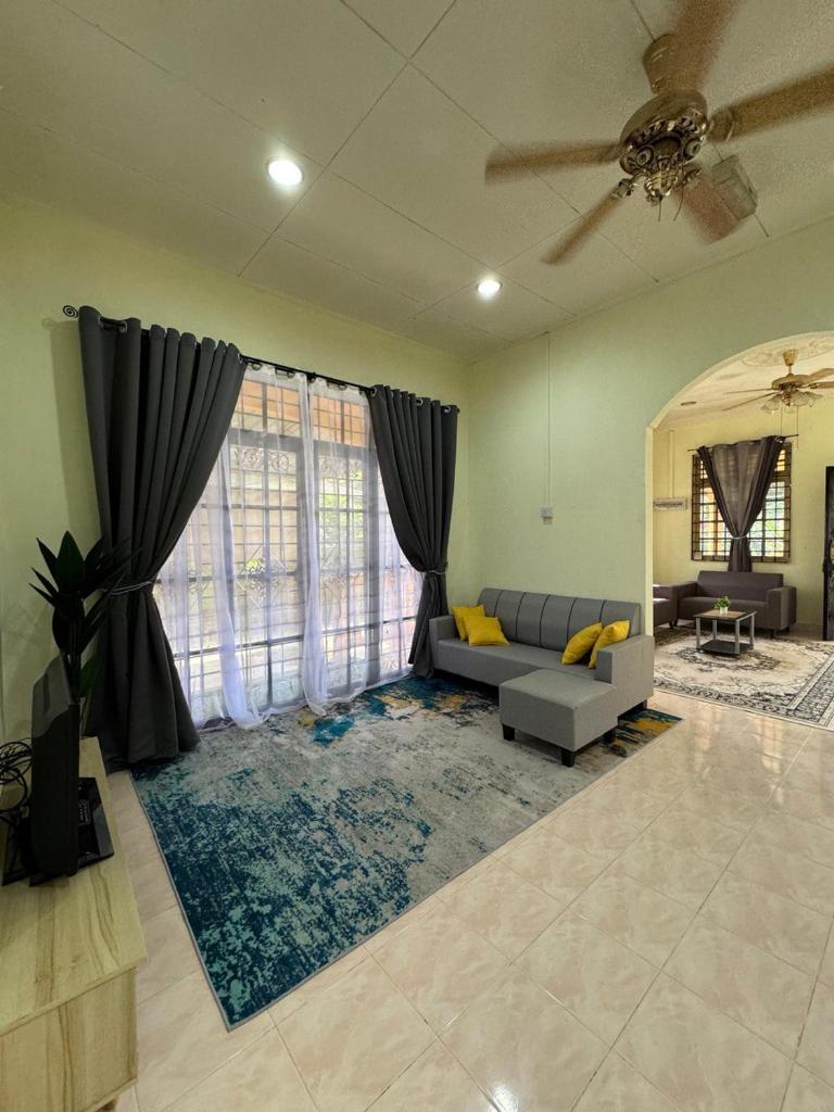 Syurgaku Homestay Tanah Merah photo 3