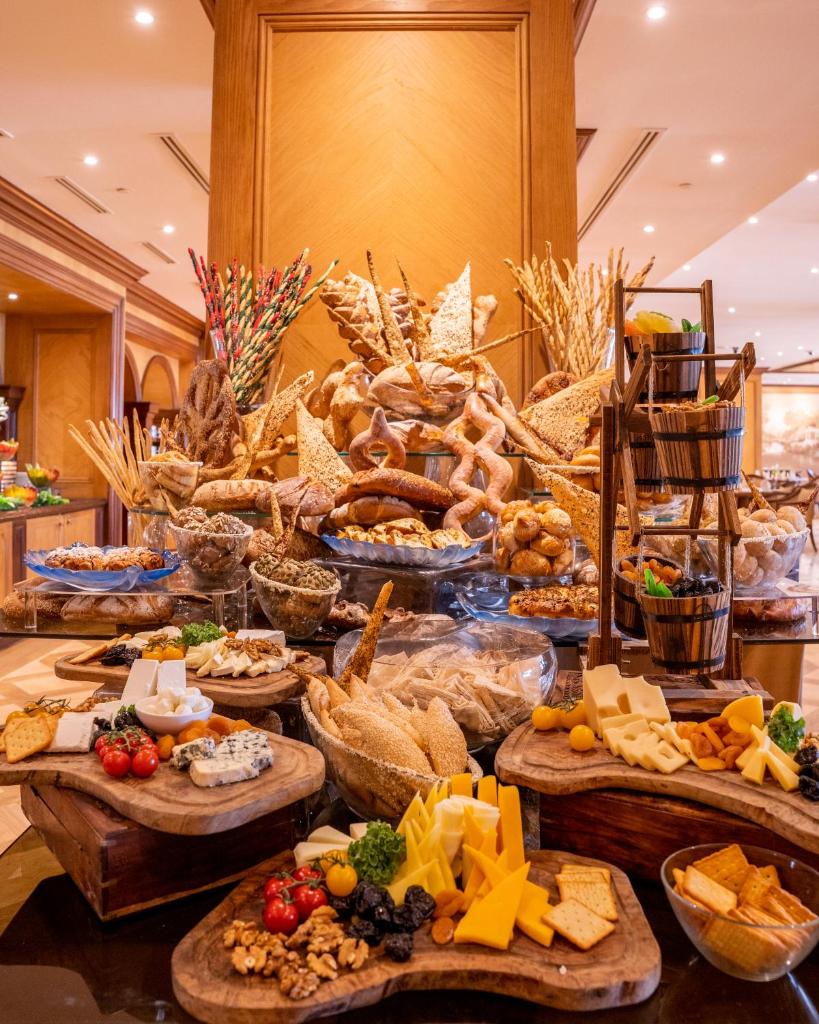 The Regency Hotel Kuwait photo 2