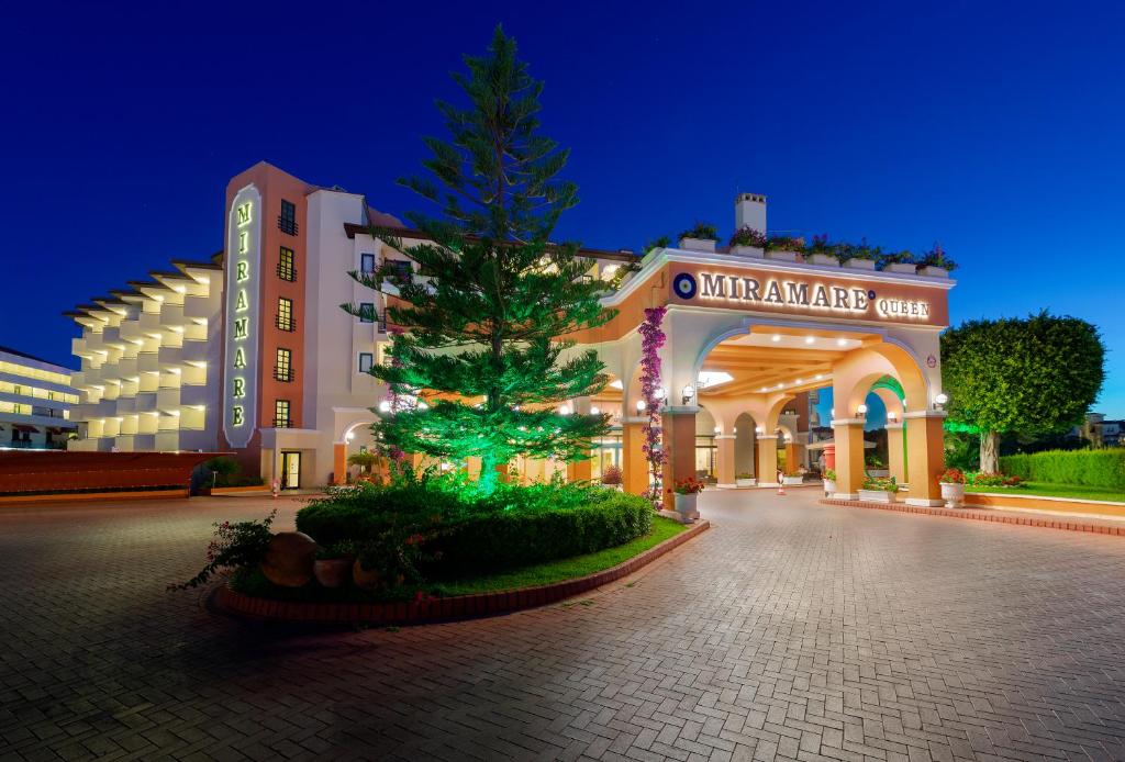 Miramare Queen Hotel photo 2