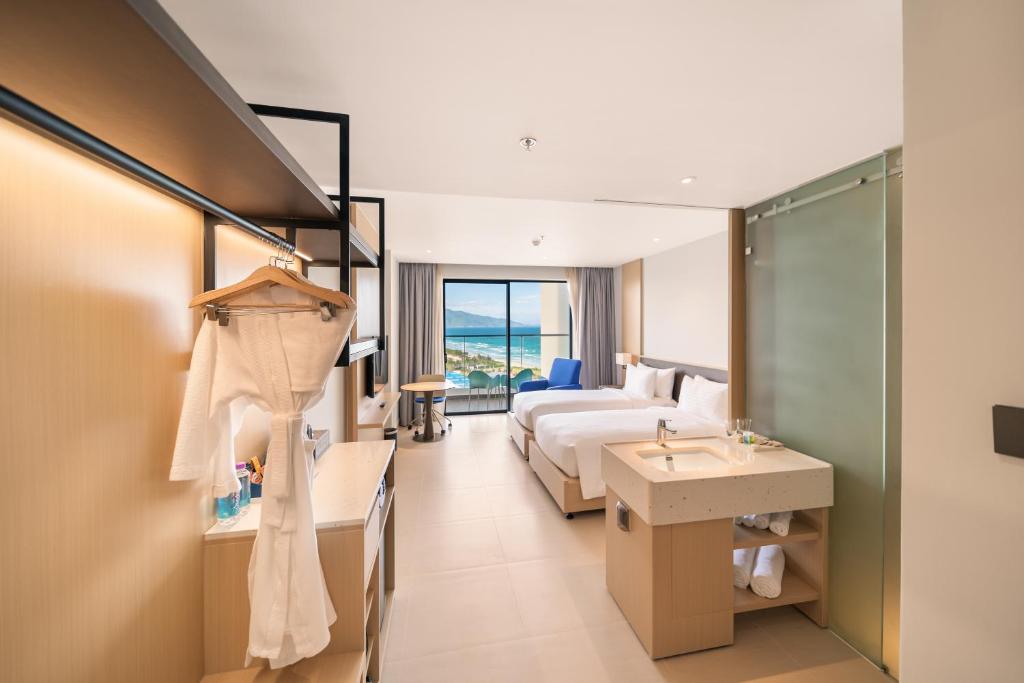 The Arena Cam Ranh Condotel photo 2