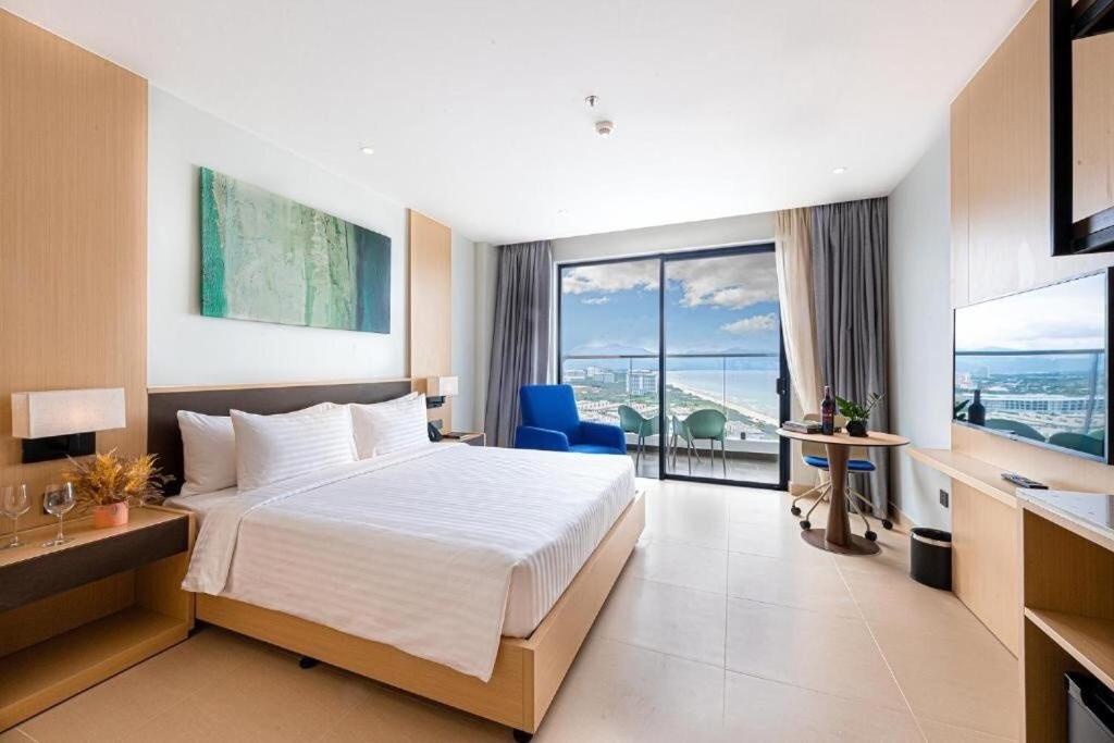 The Arena Cam Ranh Condotel photo 3
