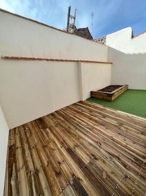 Appartement neuf avec patio photo 3