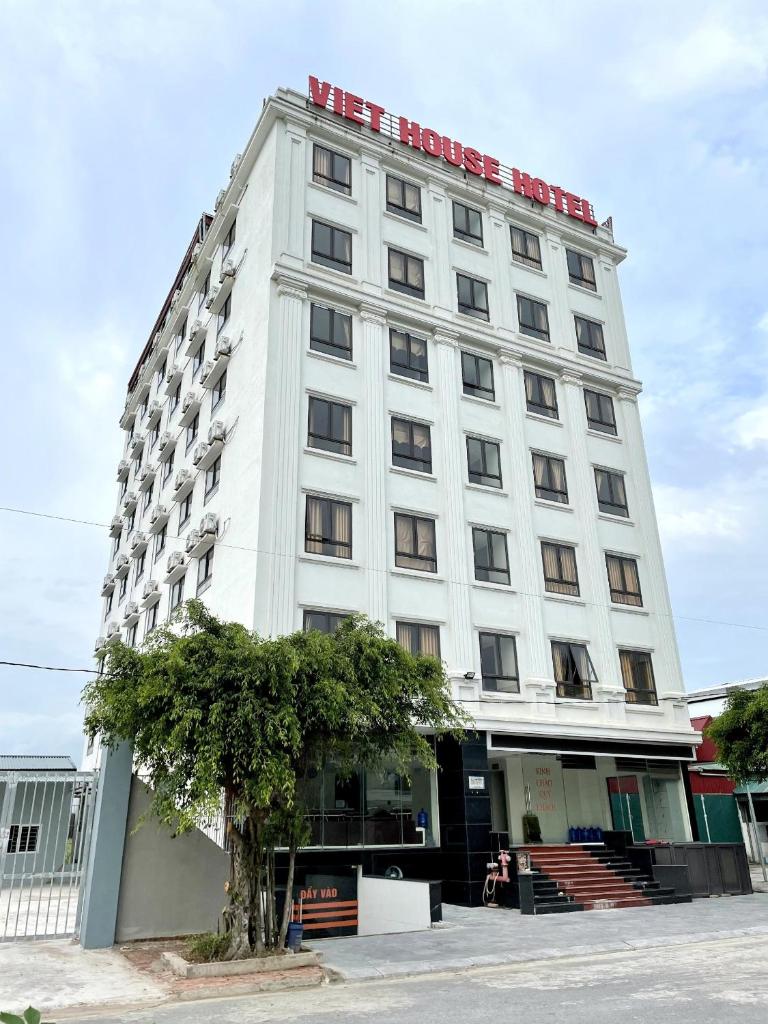 VIET HOUSE HẠ LONG HOTEL
