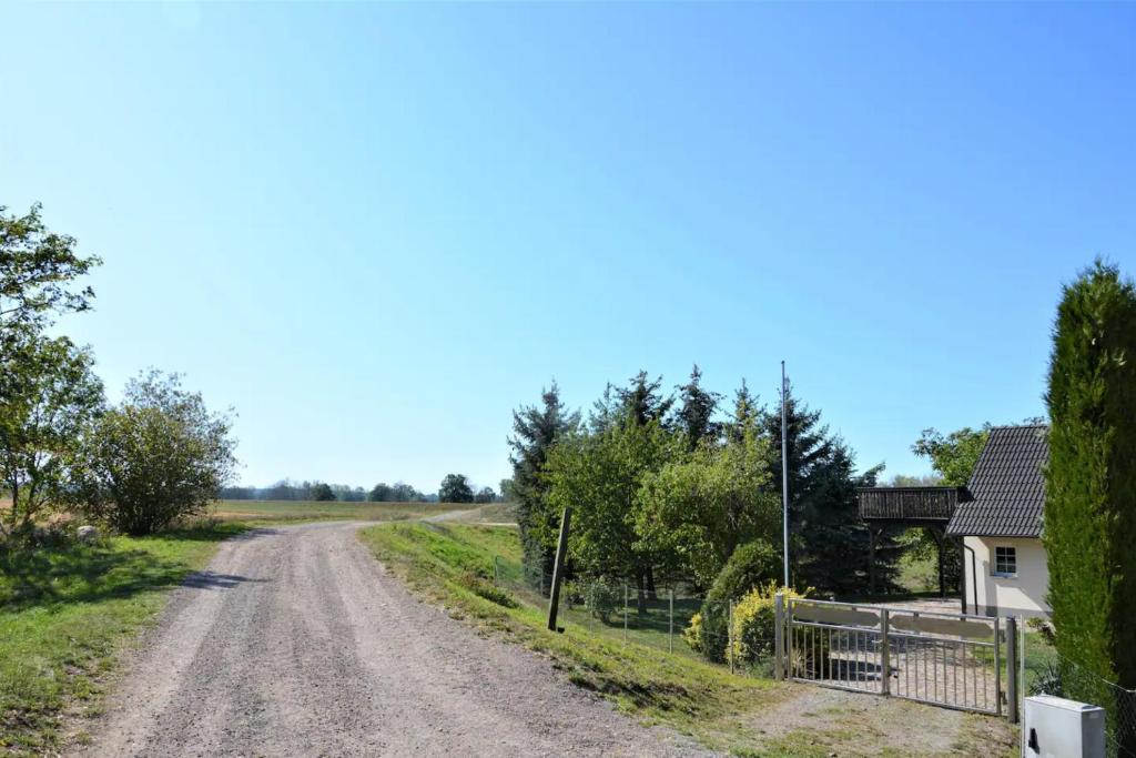Ruhiges, sehr schönes Haus/Grundstück in Elbnähe. photo 2