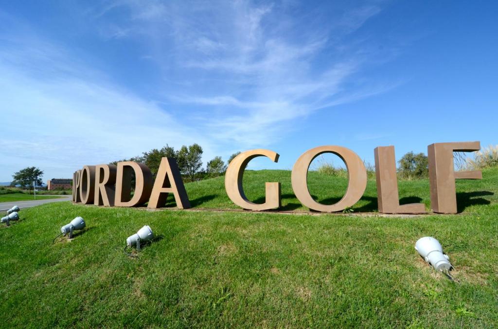 Residencies del Golf 22 1-1 photo 2