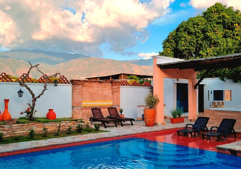 Hotel Santa Barbara Colonial - Santa Fe de Antioquia photo 2