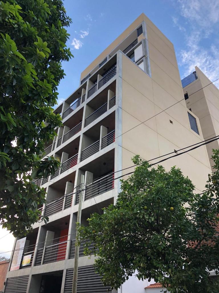 Dpto completo con terraza y cochera exterior photo 1