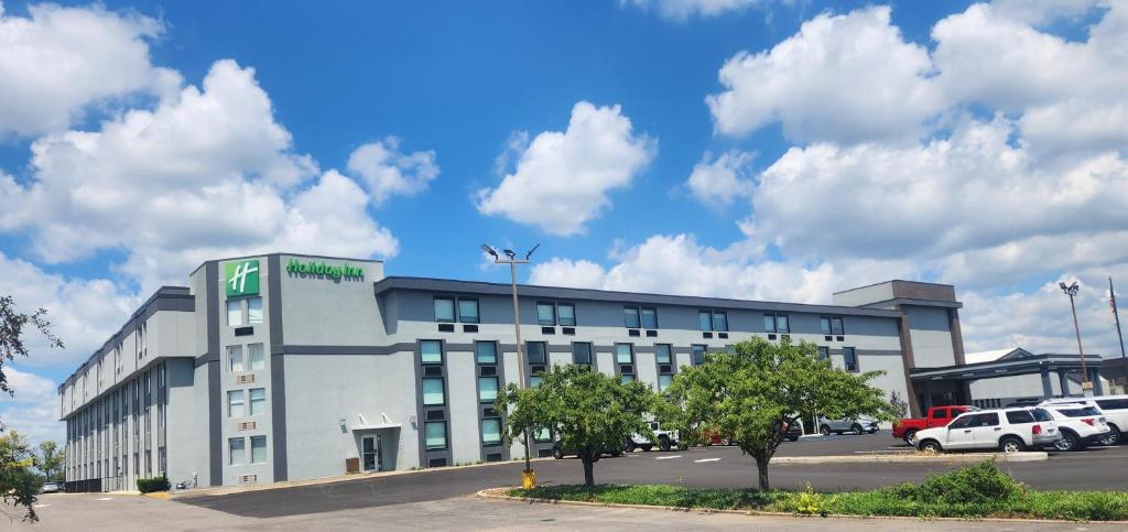 Holiday Inn St Louis SW - Route 66, an IHG Hotel photo 2