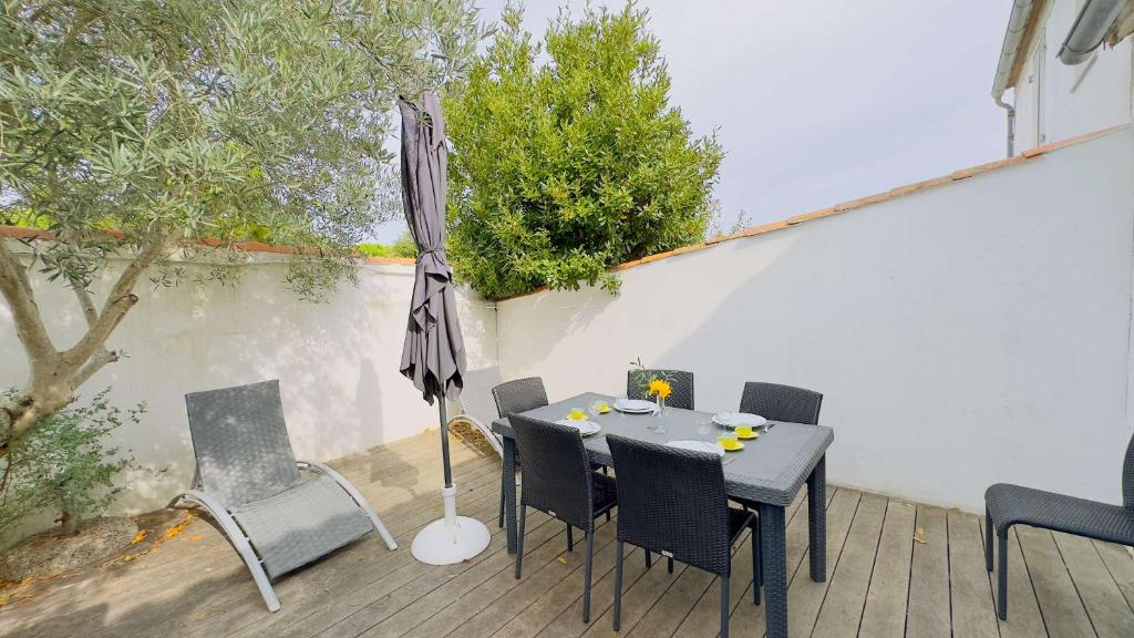 Location proche de la plage et des commerces photo 4