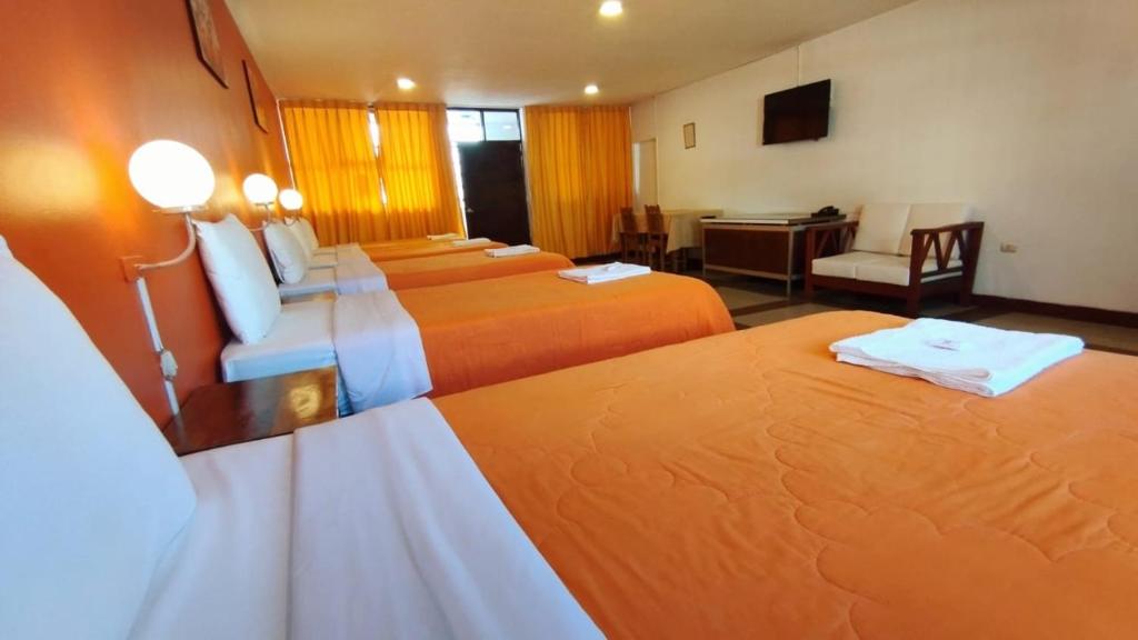 Hotel Yañez Inn photo 2