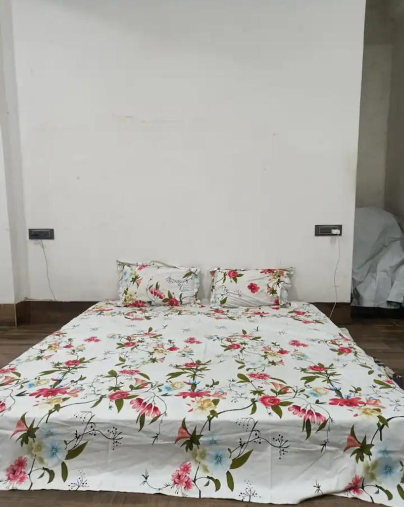 House Of Happiness photo 1